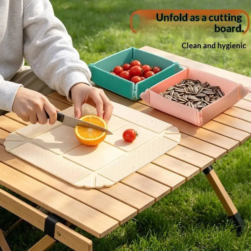 SnapTrivet – Foldable Magnetic Trivet & Cutting Board